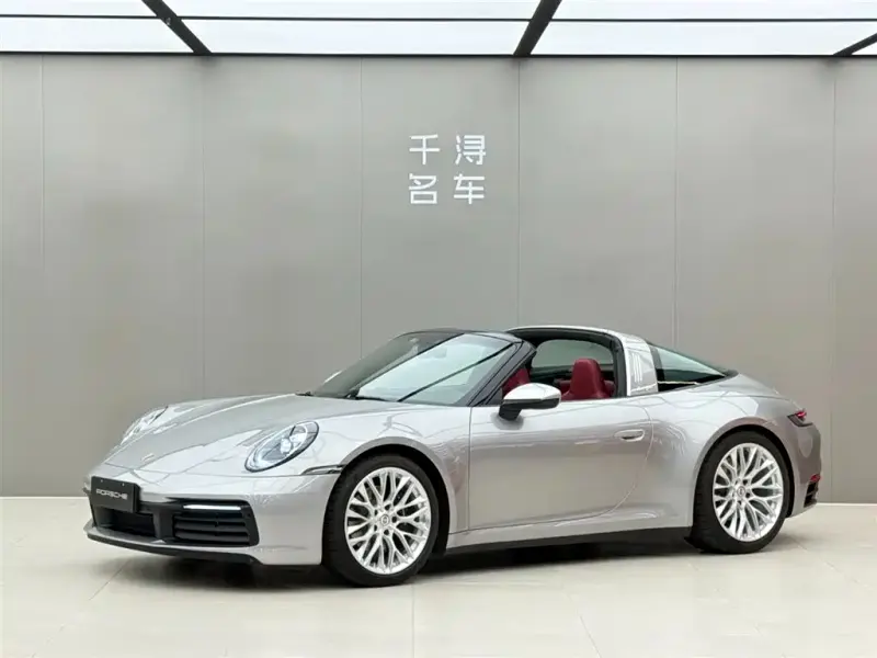Porsche 911, 2022