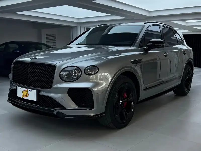 Bentley Bentayga, 2022