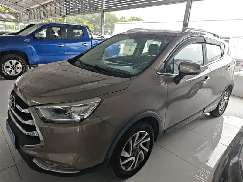 JAC Refine S3, 2015