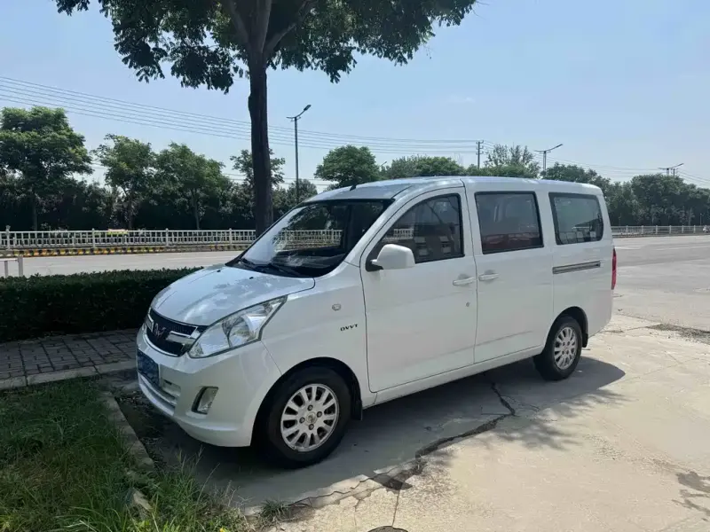 Wuling Rongguang V, 2016