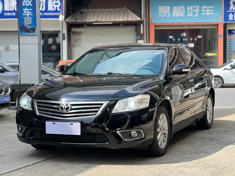 Toyota Camry, 2010