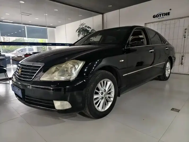 Toyota Crown, 2008
