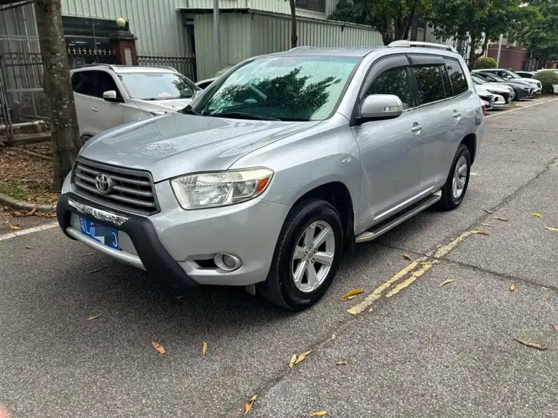 Toyota Highlander, 2011