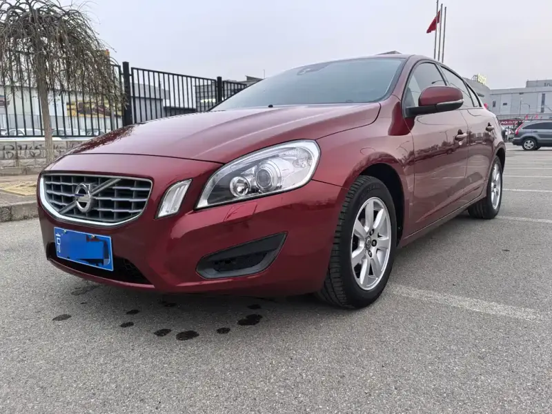 Volvo S60 (Import), 2011