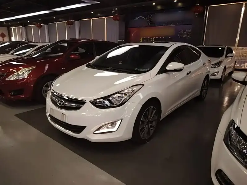 Hyundai Elantra Langdong, 2015