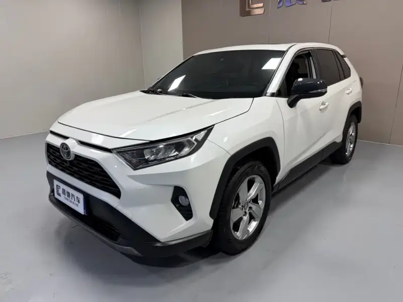 Toyota RAV4, 2021