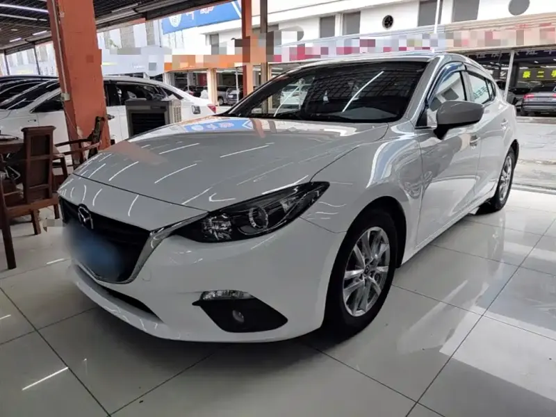 Mazda 3 Axela, 2016