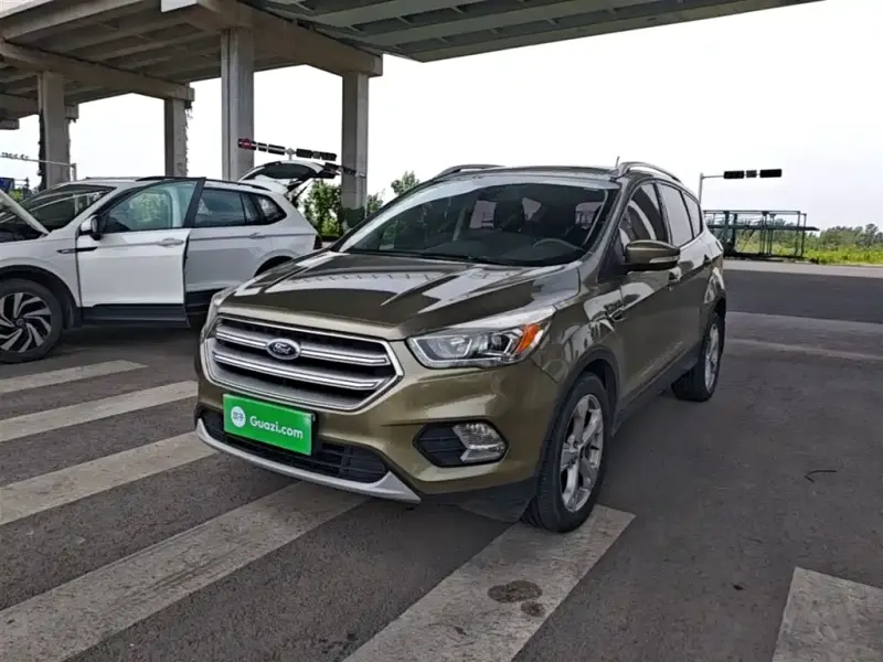 Ford Kuga, 2018