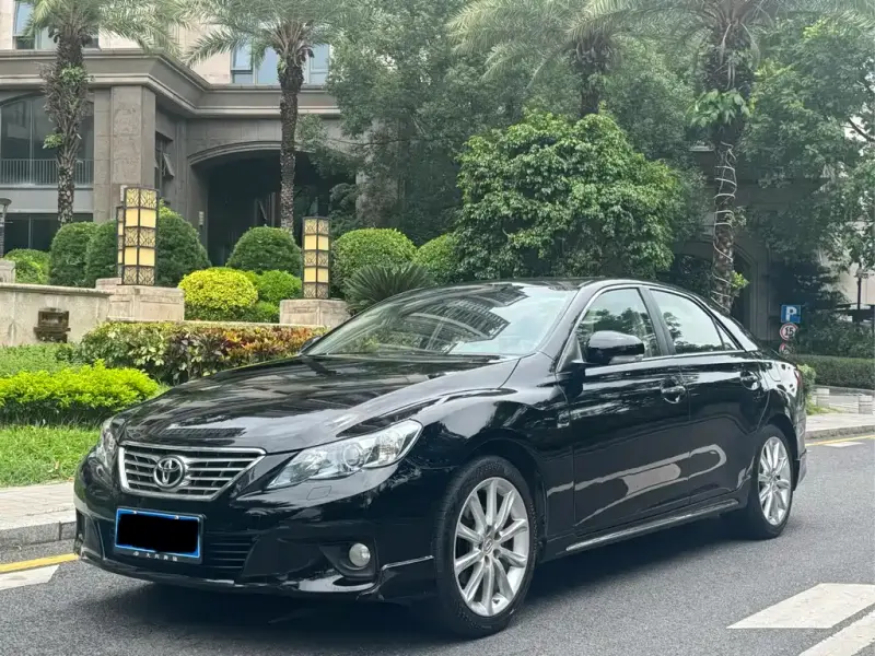 Toyota Reiz, 2012