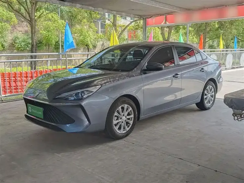Roewe i5, 2025