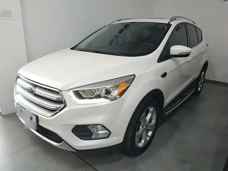 Ford Kuga, 2018