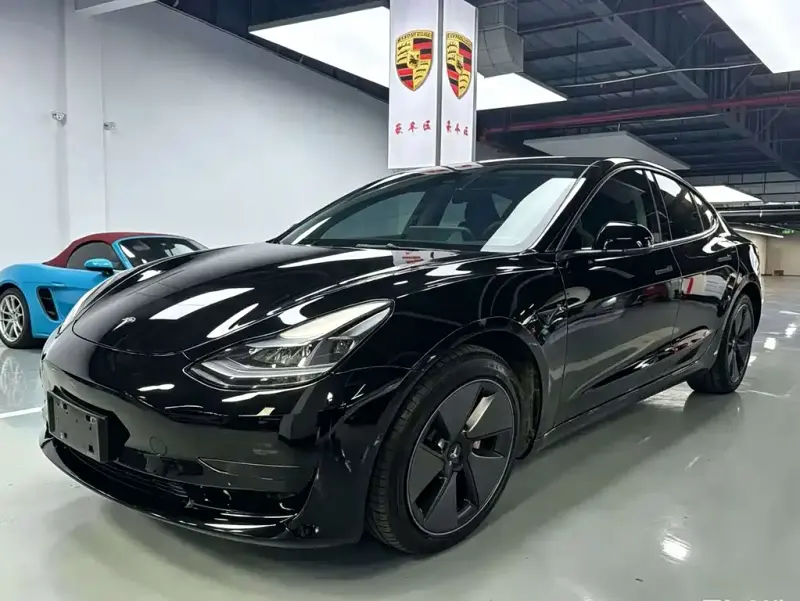 Tesla Model 3, 2020