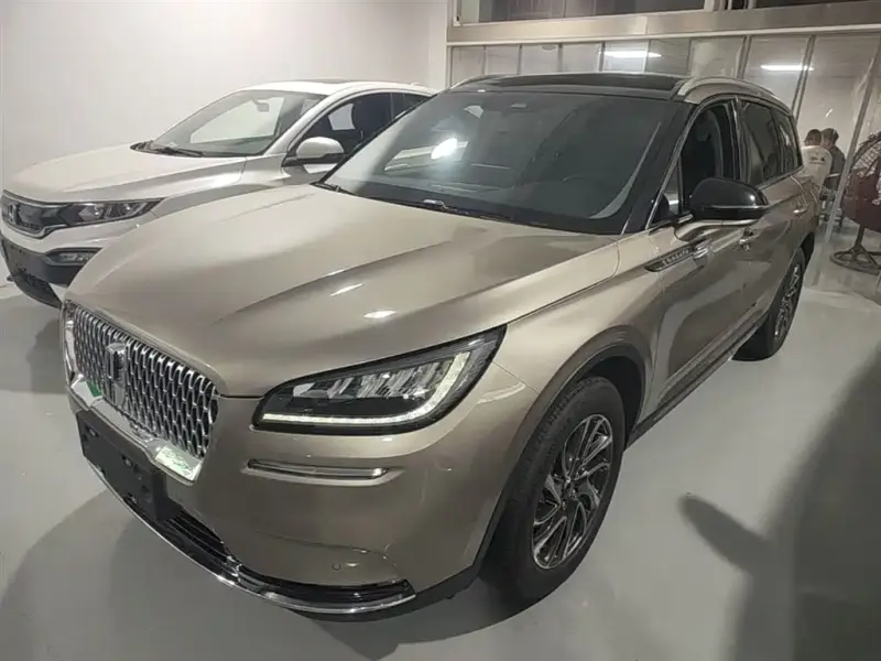 Lincoln Corsair, 2020
