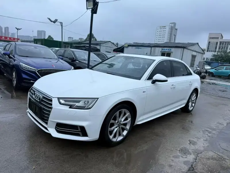 Audi A4L, 2018