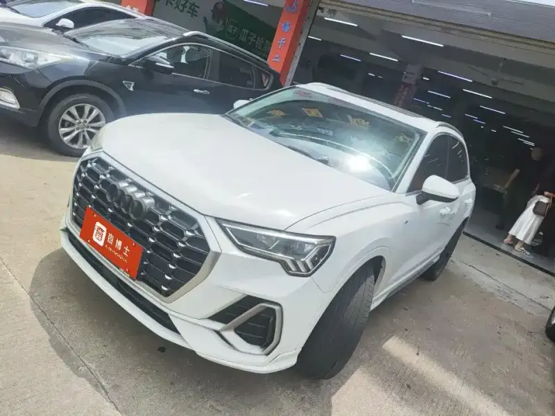Audi Q3, 2020