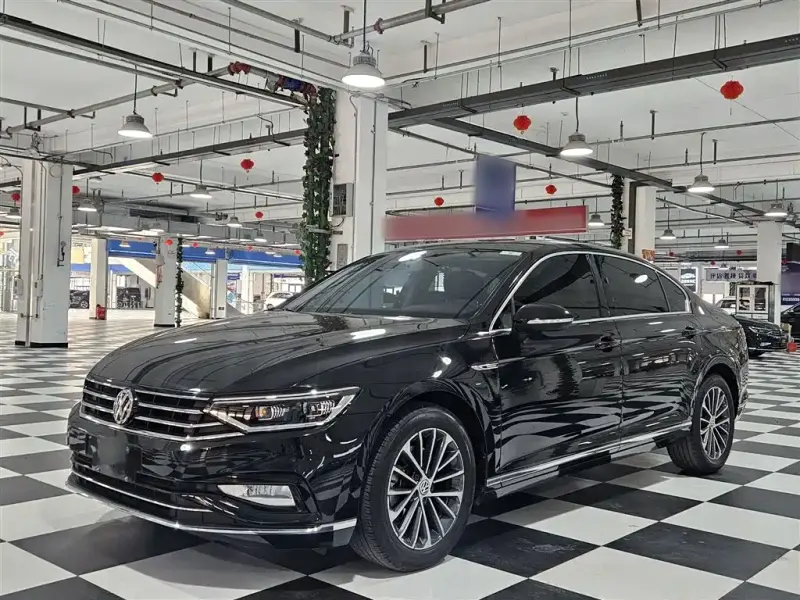 Volkswagen Magotan, 2020