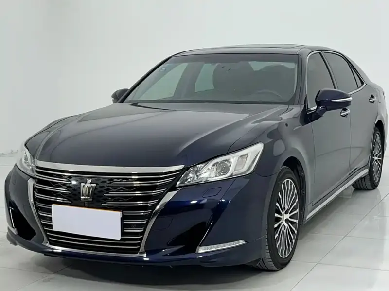 Toyota Crown, 2018
