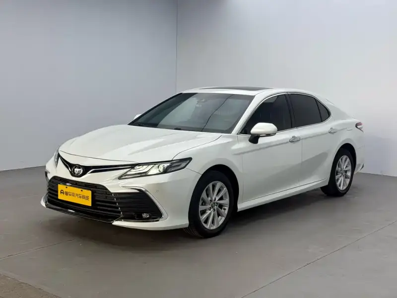 Toyota Camry, 2023