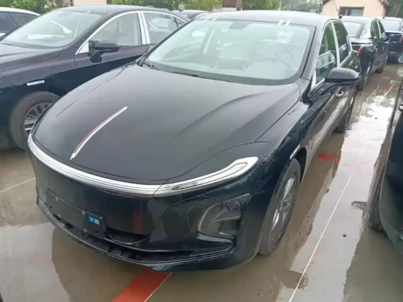 Hongqi E-QM5, 2026