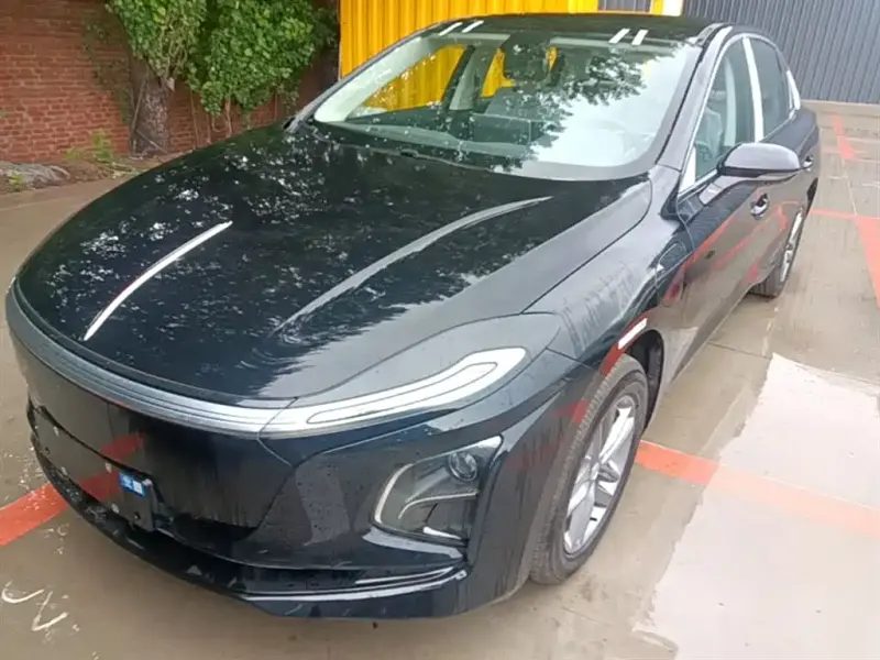Hongqi E-QM5, 2026