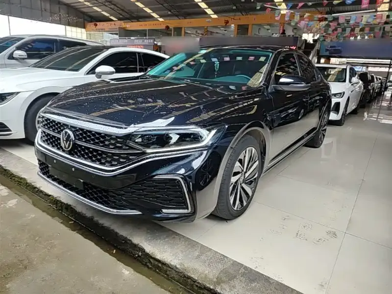 Volkswagen Passat, 2022