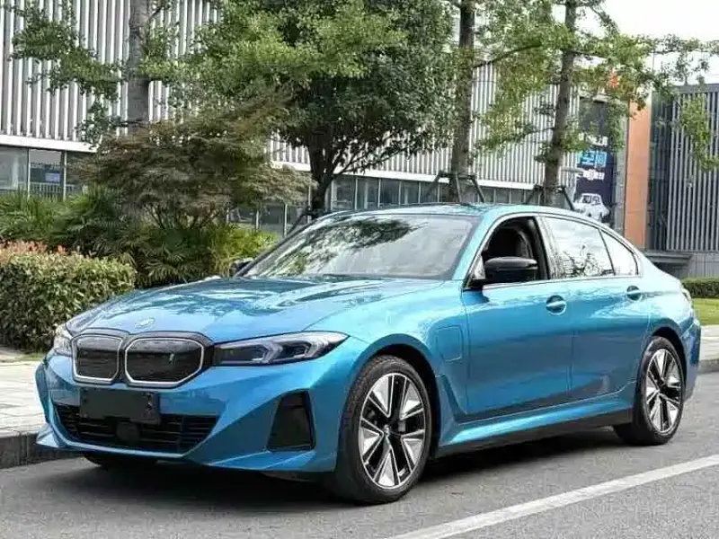 BMW i3, 2023
