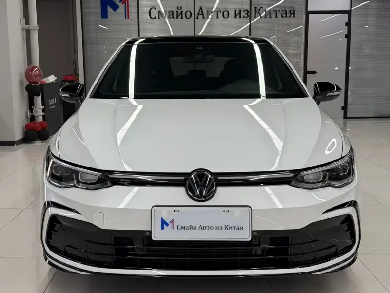 Volkswagen Golf, 2022