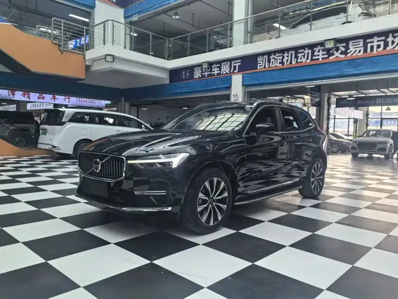 Volvo XC60, 2022