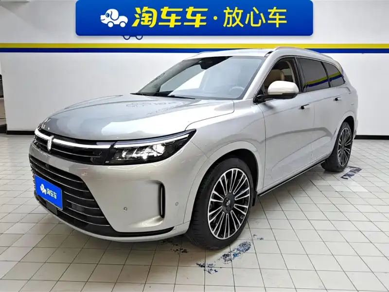 AITO M7, 2023