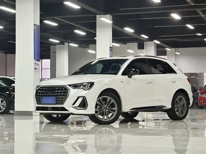 Audi Q3, 2023