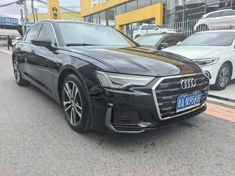 Audi A6L, 2021