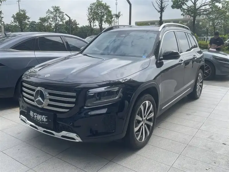 Mercedes-Benz GLB, 2024