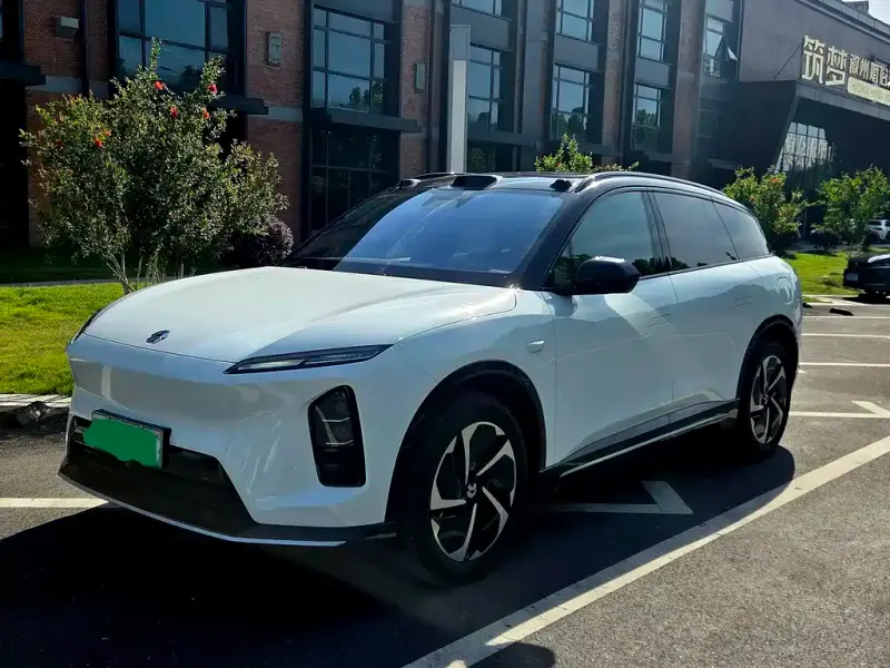 NIO ES6, 2025
