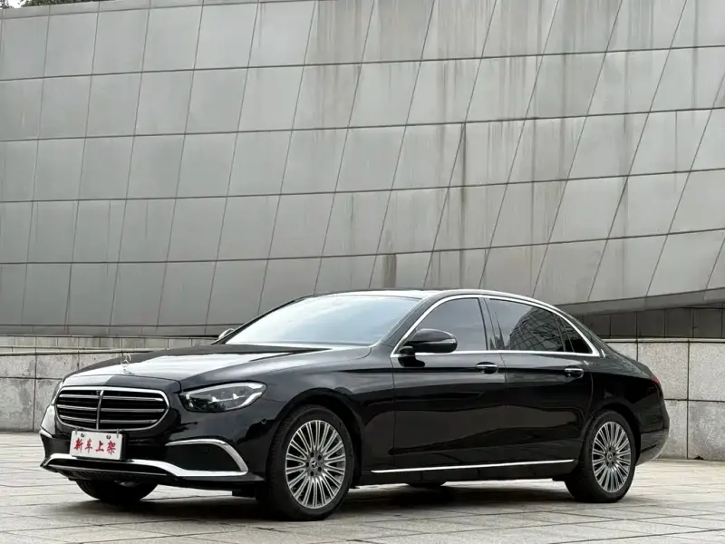 Mercedes-Benz E-Class, 2022