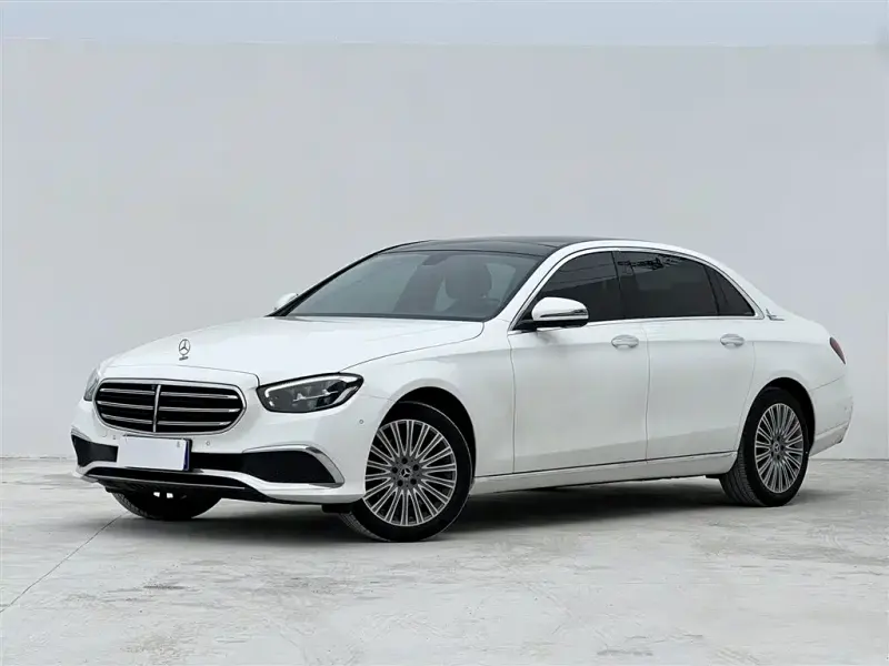 Mercedes-Benz E-Class, 2022