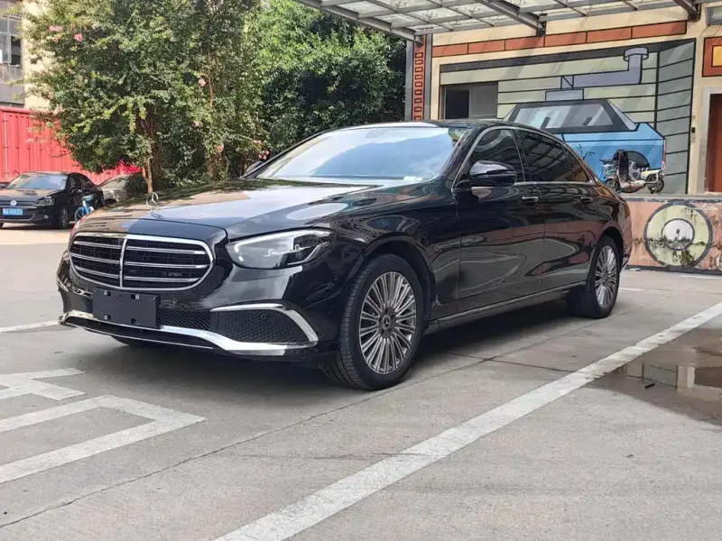 Mercedes-Benz E-Class, 2023