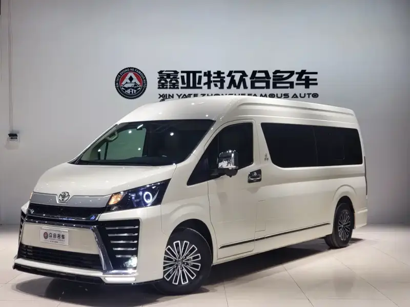 Toyota Hiace, 2022