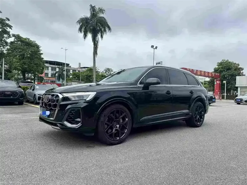 Audi Q7, 2025
