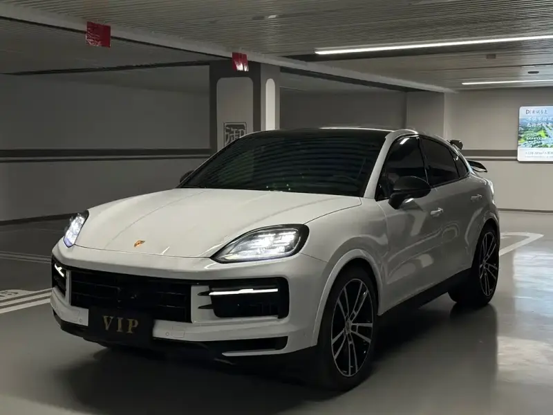 Porsche Cayenne, 2025