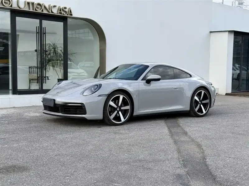 Porsche 911, 2026