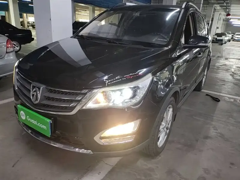 Baojun 560, 2015