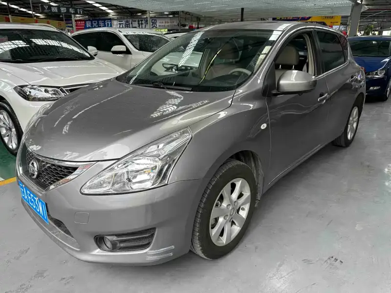Nissan Tiida, 2015