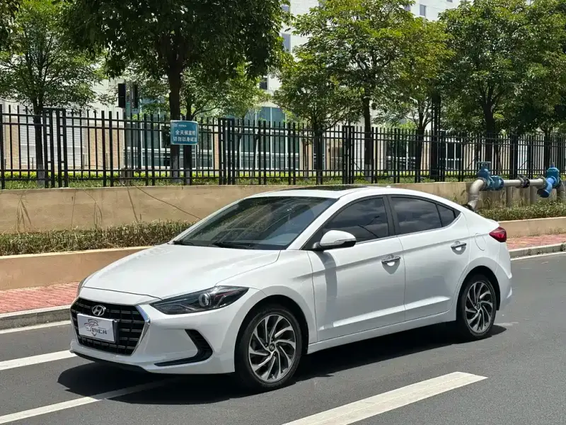 Hyundai Elantra, 2020