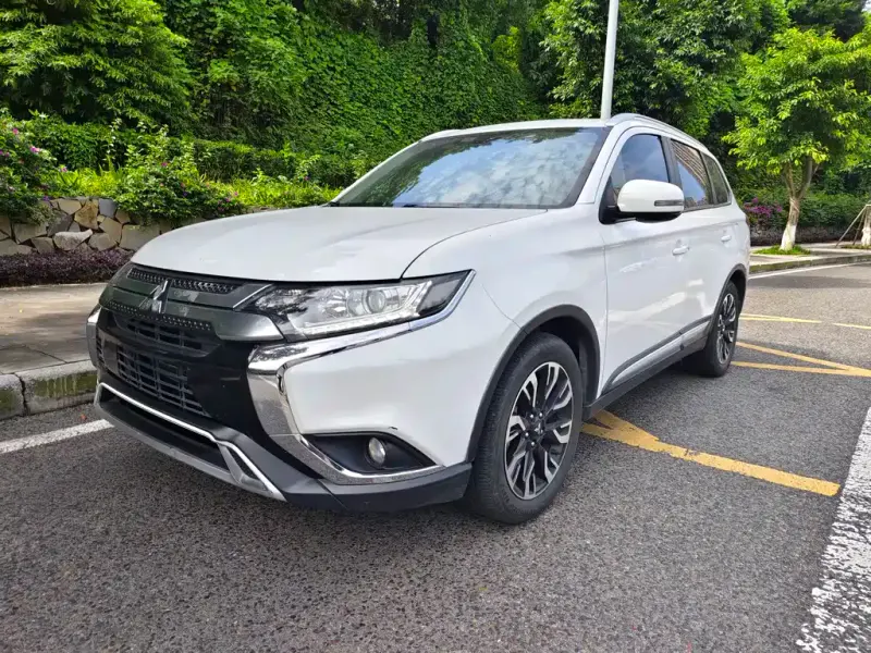 Mitsubishi Outlander, 2019