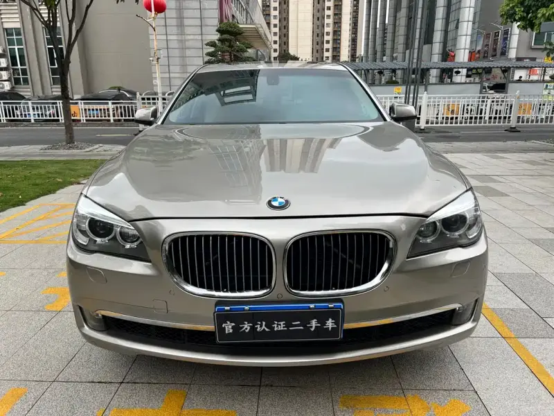 BMW 7 Series, 2011
