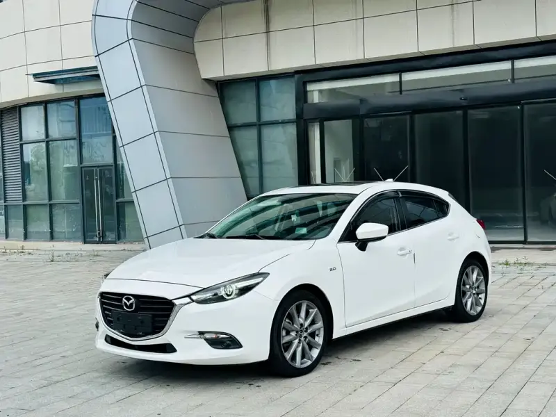 Mazda 3 Axela, 2018