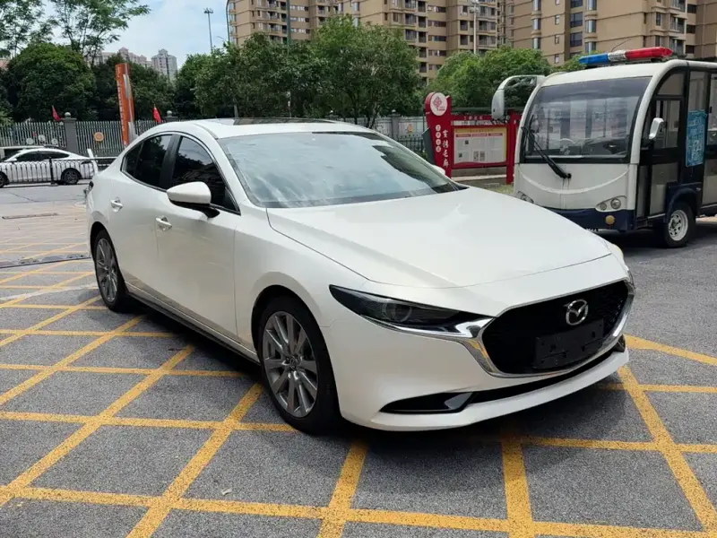 Mazda 3 Axela, 2020