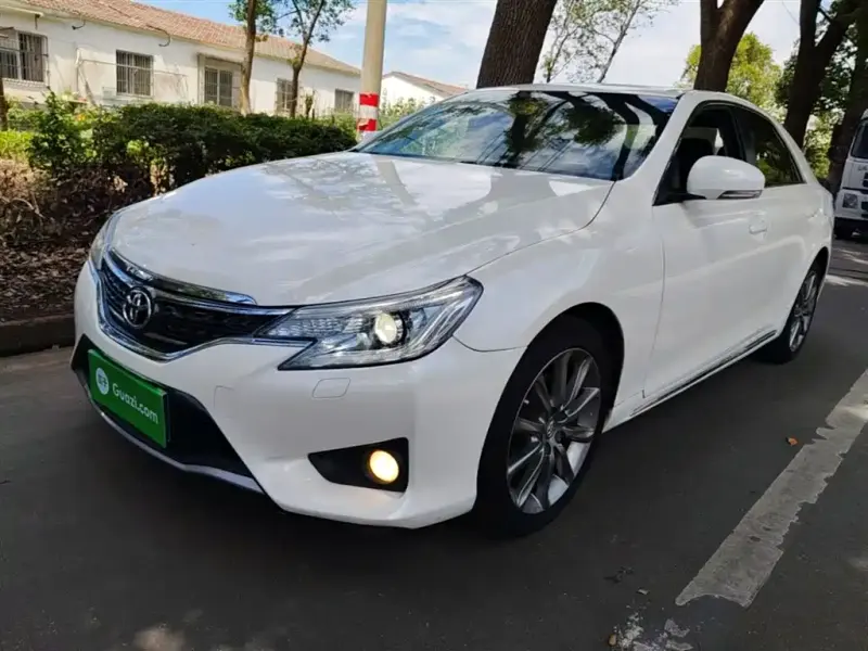 Toyota Reiz, 2014
