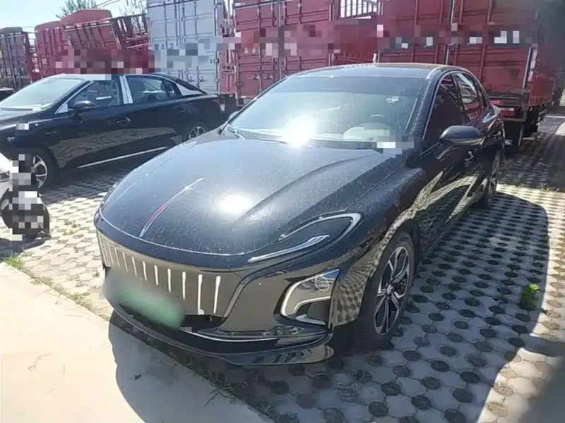 Hongqi E-QM5, 2023