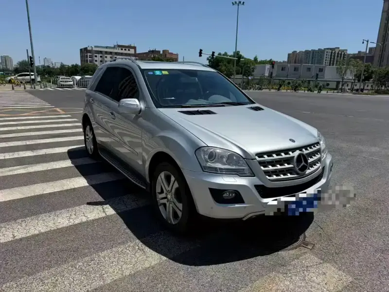 Mercedes-Benz M-Class, 2010